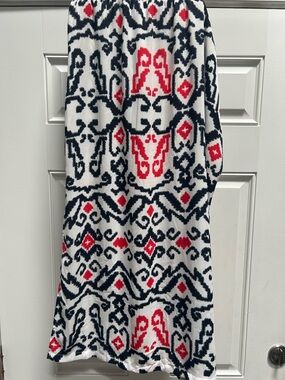 Tommy Hilfiger White Maxi Skirt with Navy and Red Ikat Pattern